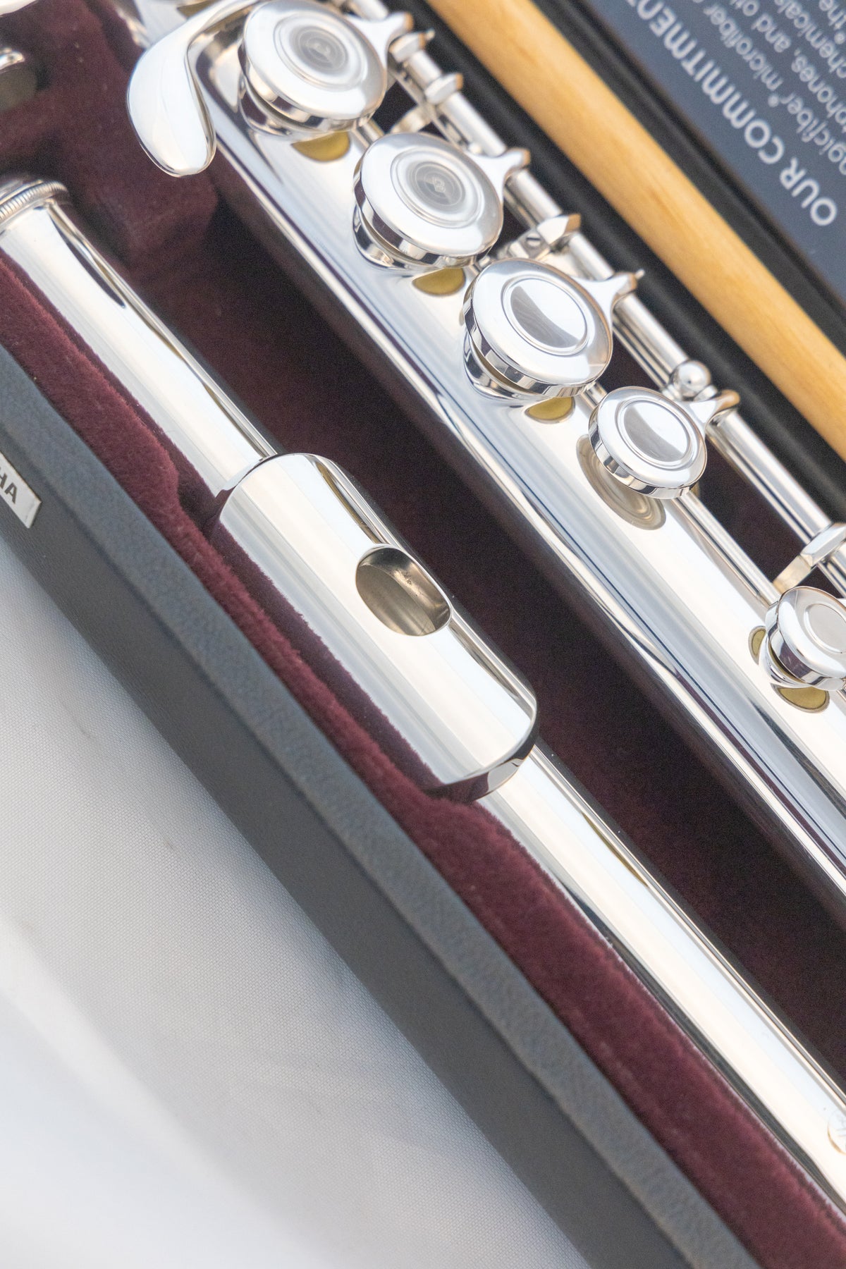 Yamaha YFL-481H All Silver Intermediate Flute *Open-hole *B-foot *Made in Japan *Cleaned & Serviced