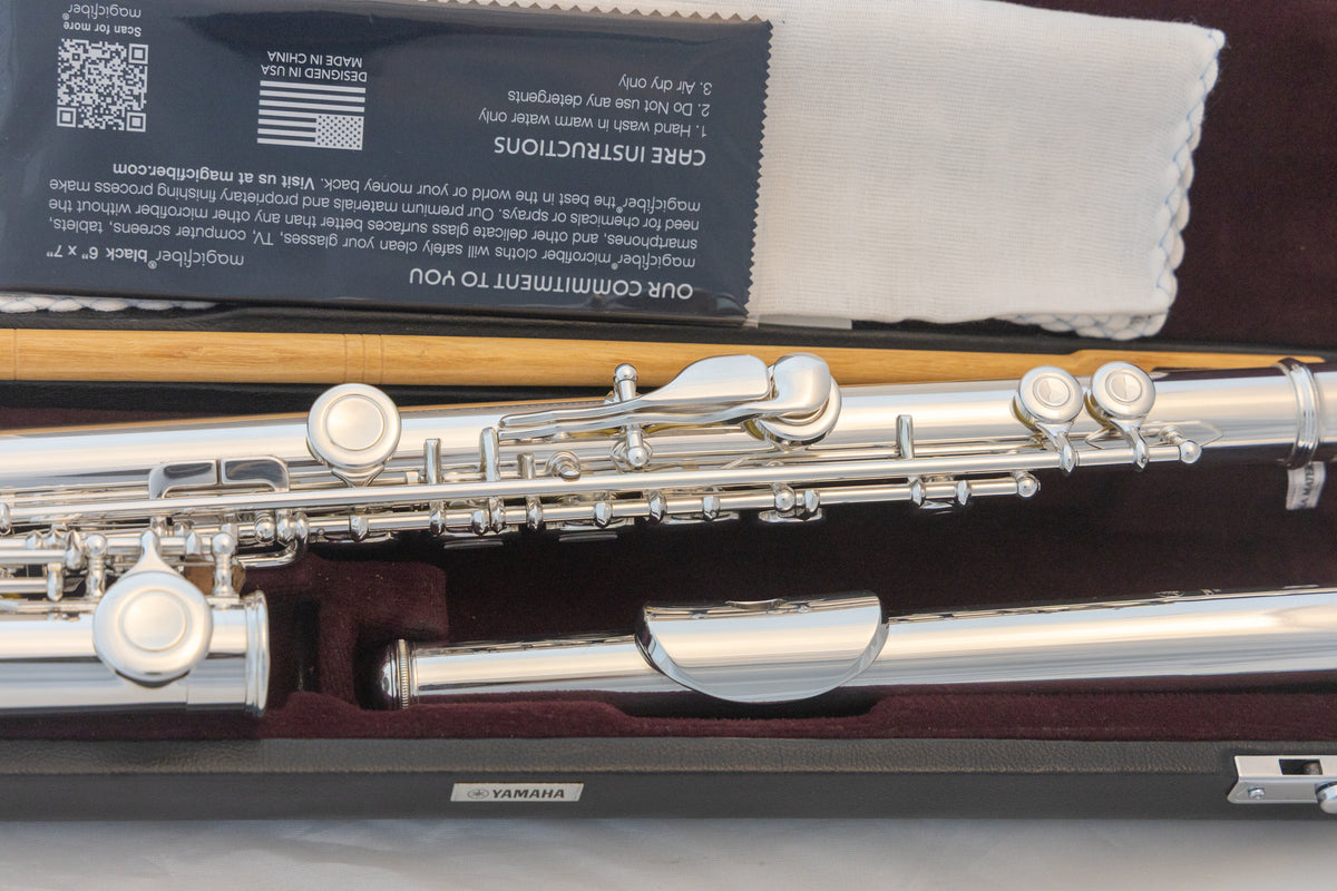 Yamaha YFL-481H All Silver Intermediate Flute *Open-hole *B-foot *Made in Japan *Cleaned & Serviced