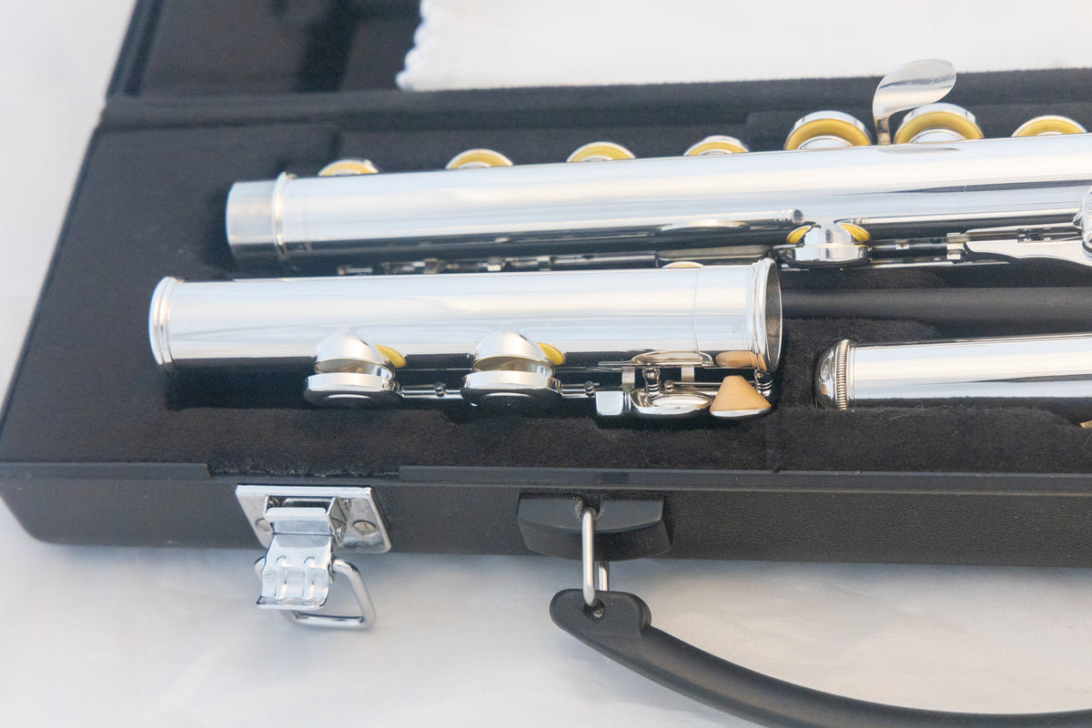 Yamaha YFL-262 Silver-plated Open-hole Intermediate Flute *Cleaned & Serviced *Ready to play