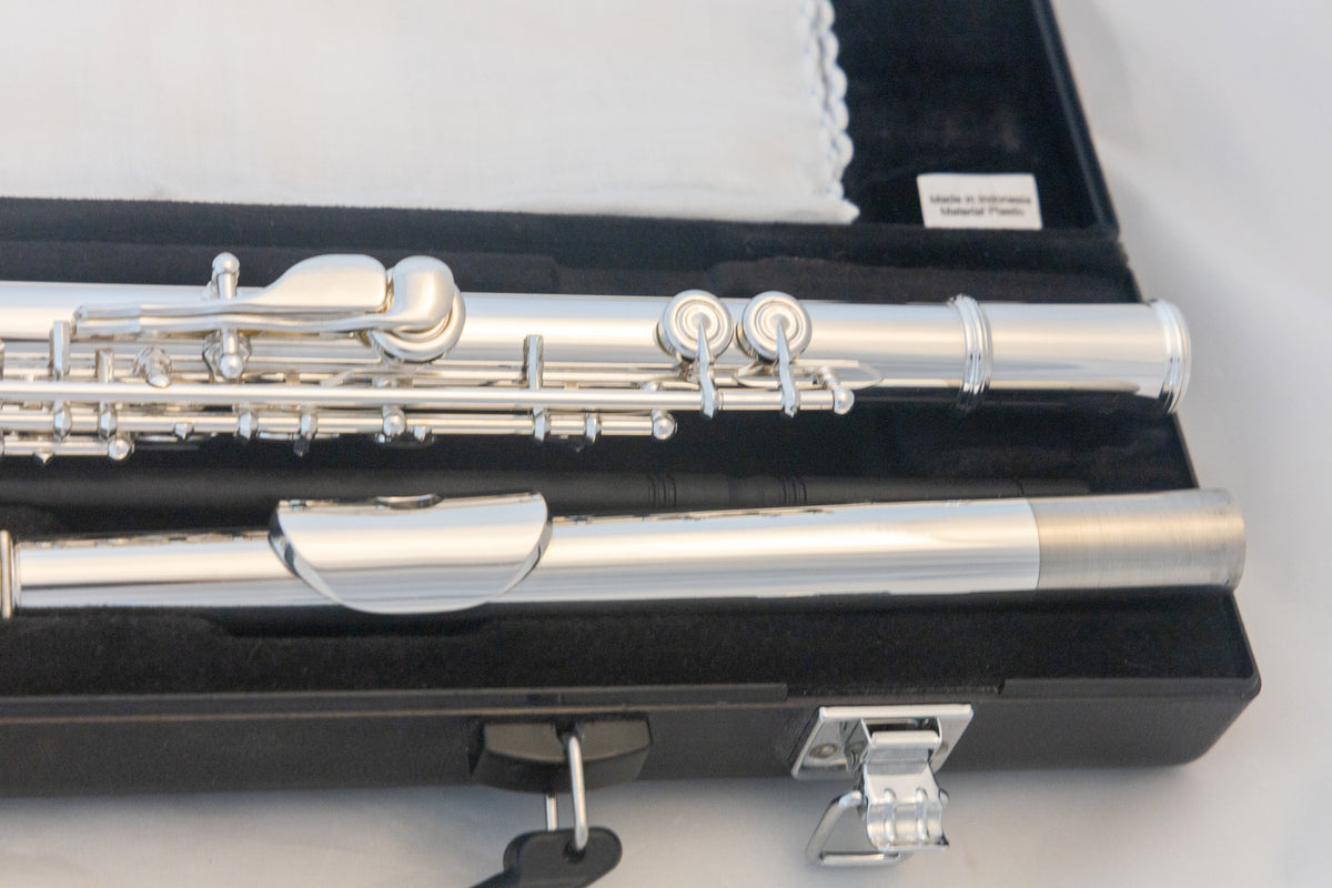 Yamaha YFL-262 Silver-plated Open-hole Intermediate Flute *Cleaned & Serviced *Ready to play