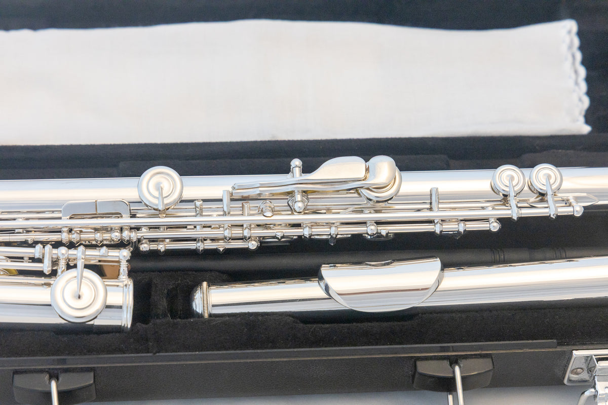 Yamaha YFL-262 Silver-plated Open-hole Intermediate Flute *Cleaned & Serviced *Ready to play