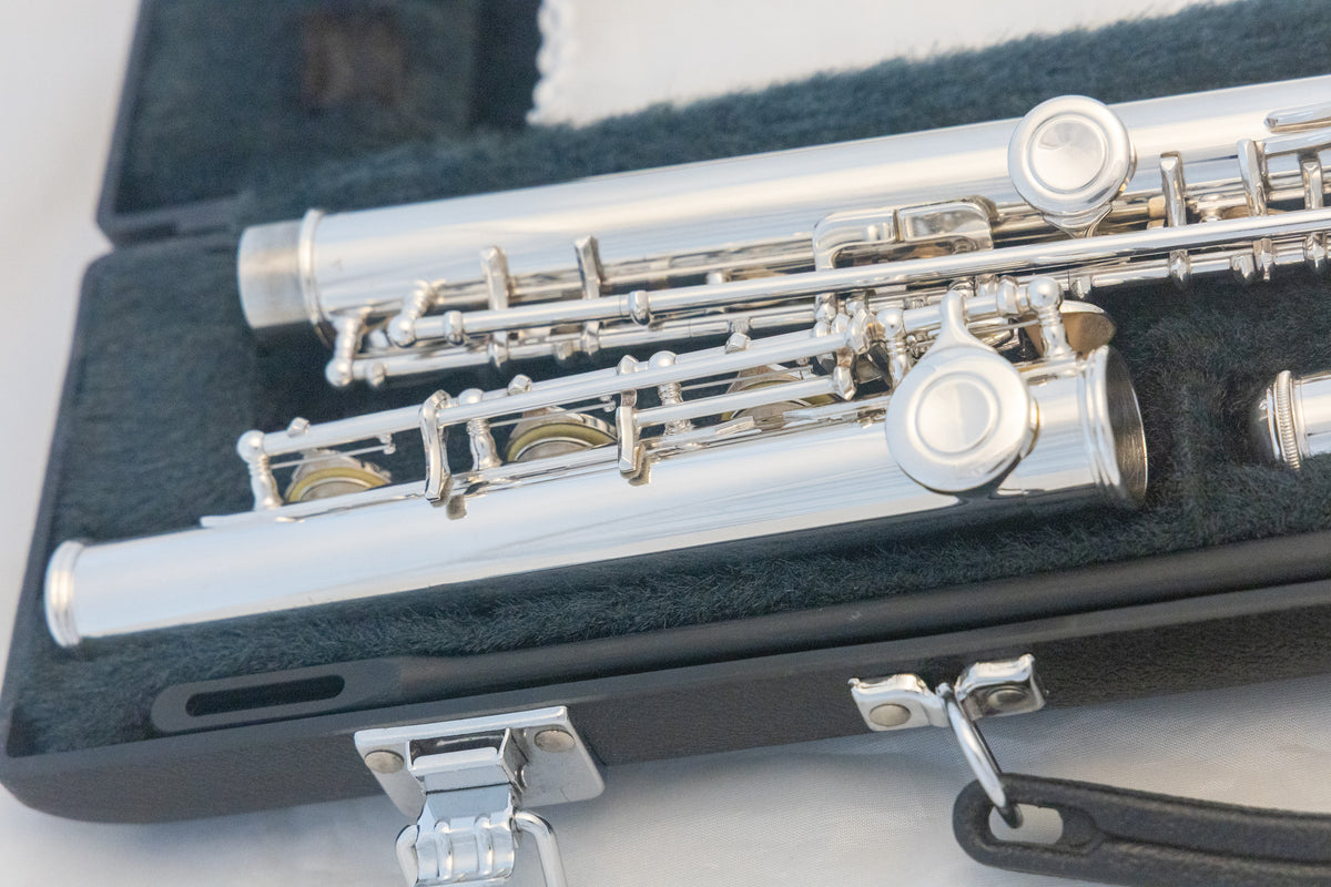 Yamaha YFL-381H Intermediate Open-hole Flute *Silver Headjoint *Made in Japan *Low-B *Cleaned & Serviced