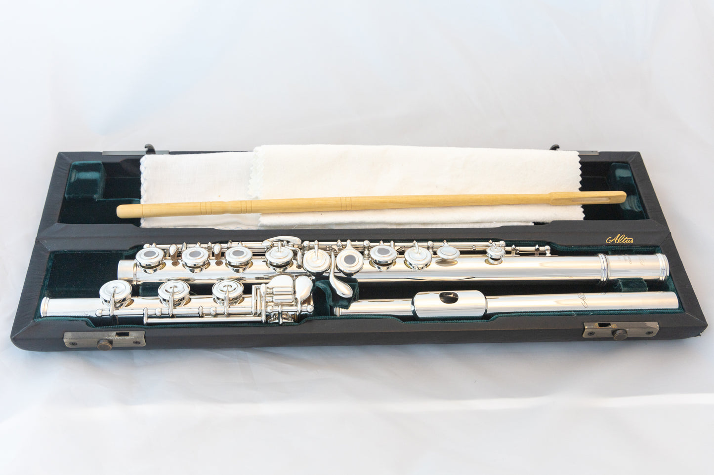 Altus A1107 Professional Flute *958 Solid Silver *Low-B *Split-E *Made in Japan *Cleaned & Serviced