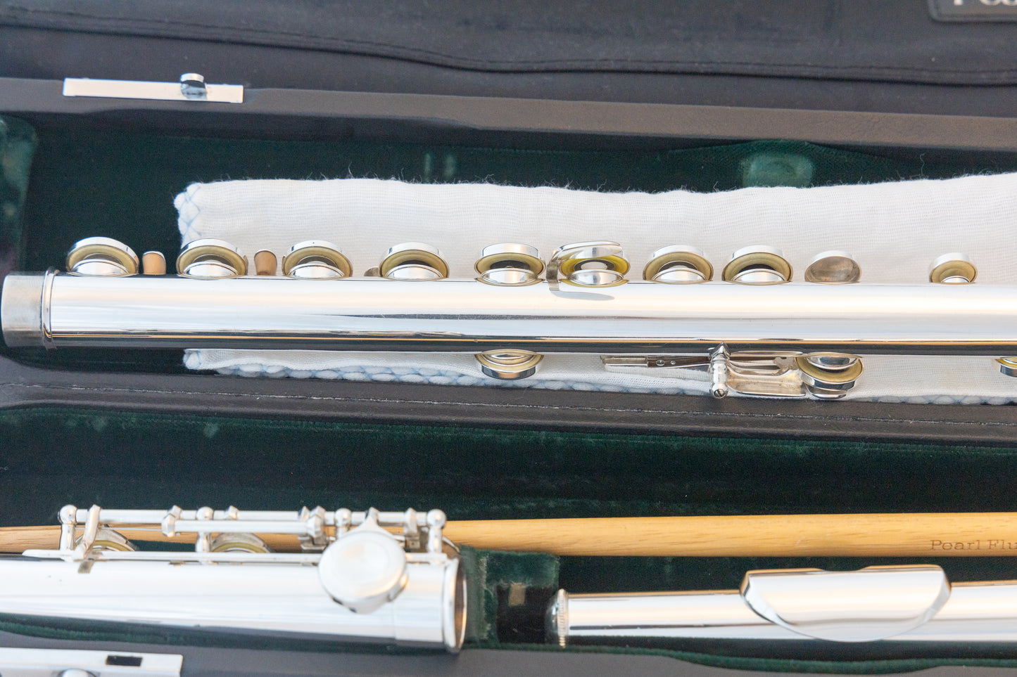 Pearl PF-501 Flute Silver-plated *Open-hole *Made in Japan *Cleaned & Serviced *Ready to play