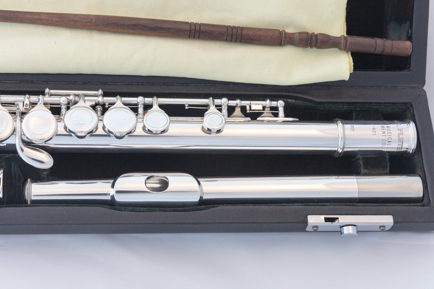 Pearl PF-521 Silver-plated Flute *Silver Lip-plate *Split-E *Made in Japan *Cleaned & Serviced