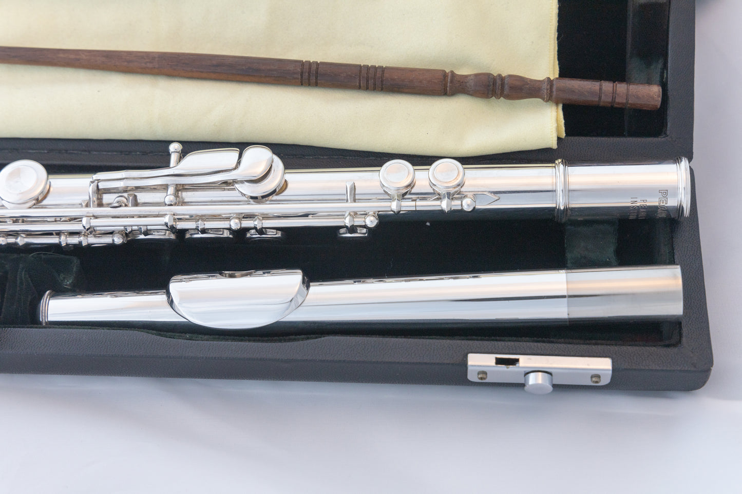 Pearl PF-521 Silver-plated Flute *Silver Lip-plate *Split-E *Made in Japan *Cleaned & Serviced