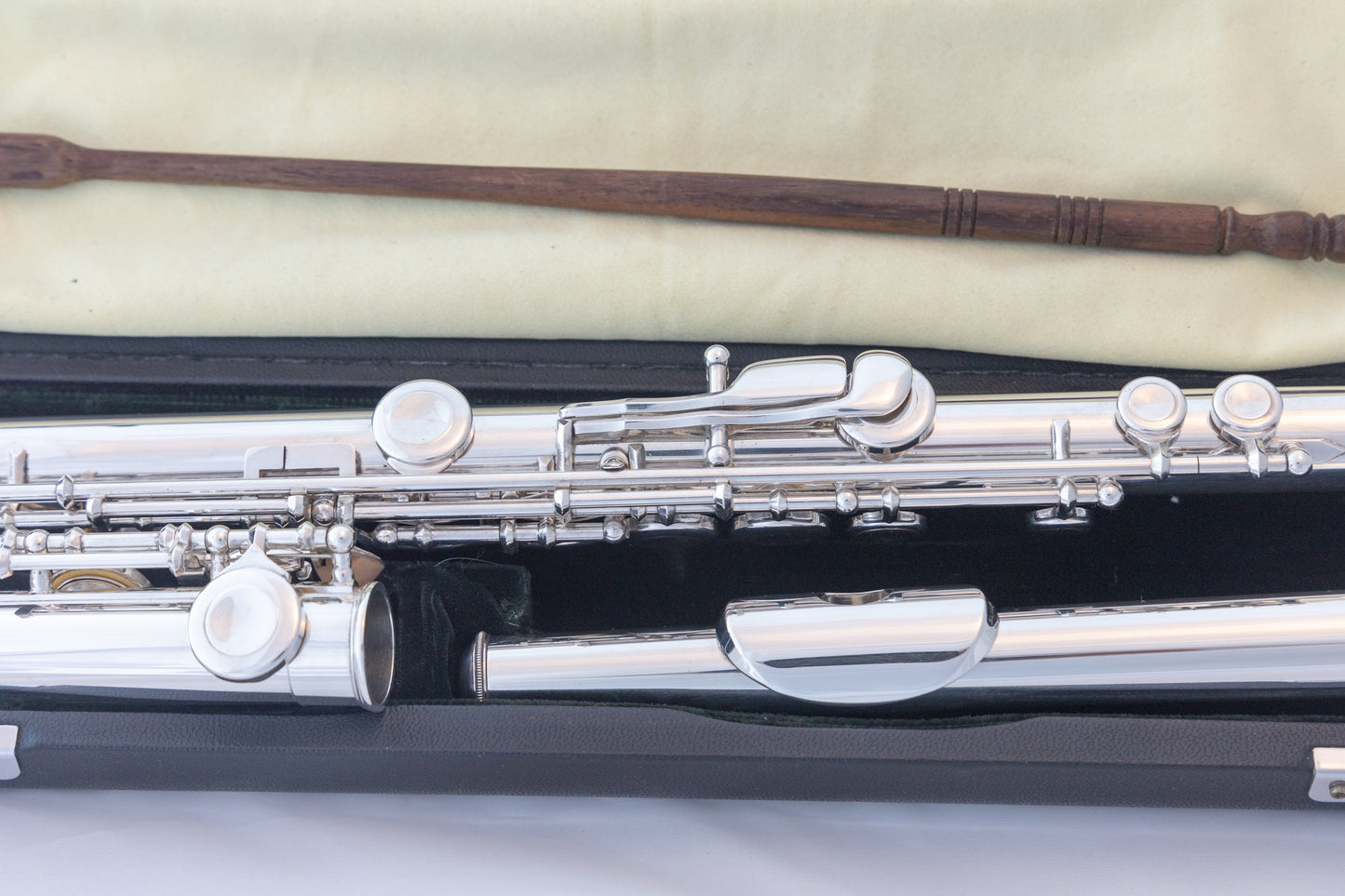 Pearl PF-521 Silver-plated Flute *Silver Lip-plate *Split-E *Made in Japan *Cleaned & Serviced