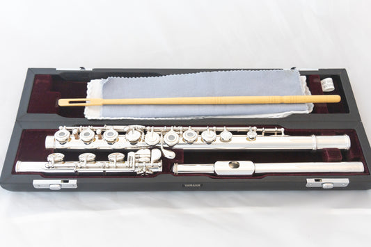 Yamaha YFL-674H Professional Flute *All Silver *Open-hole Offset-G Split-E *Made in Japan #036944