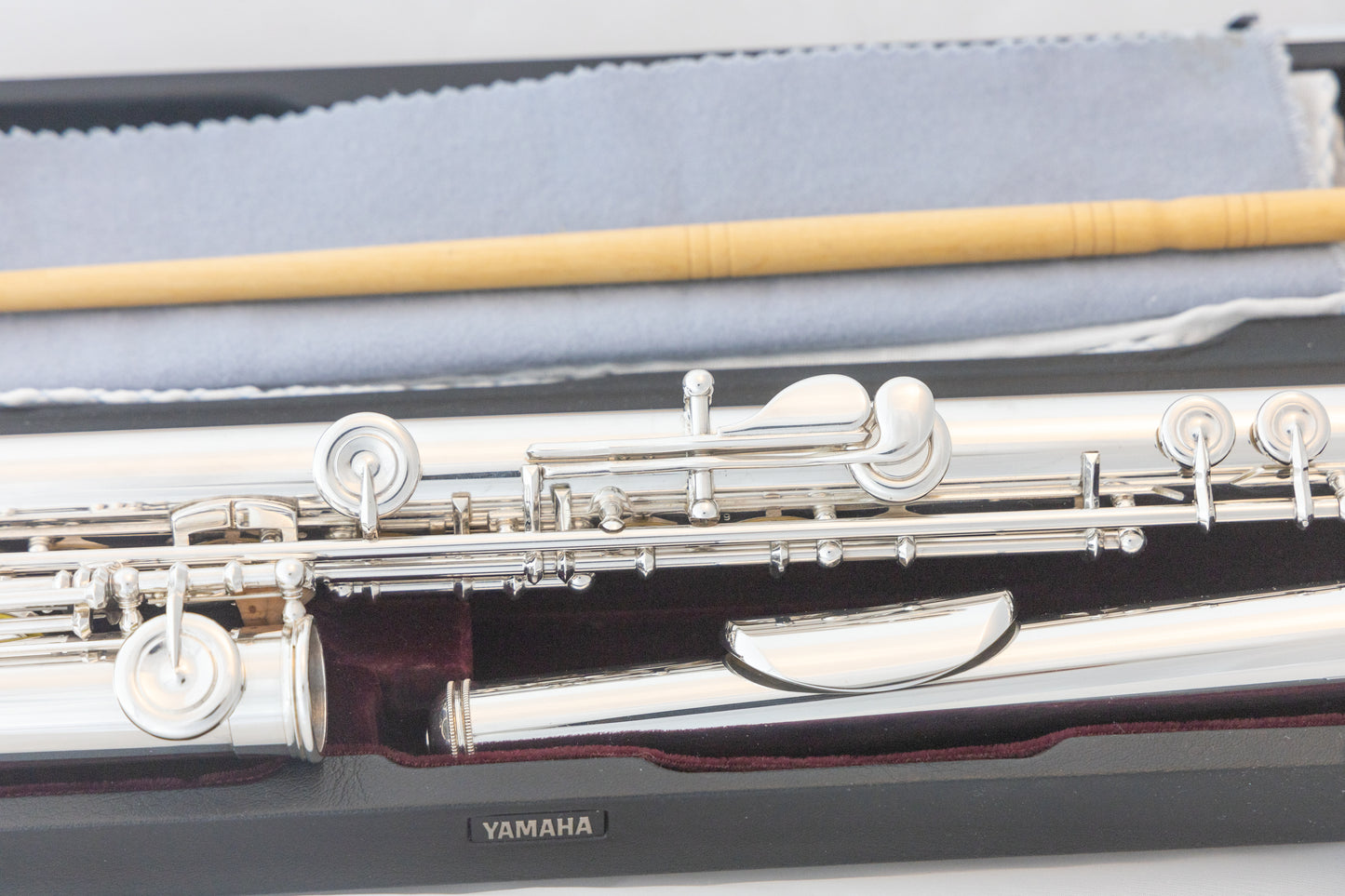 Yamaha YFL-674H Professional Flute *All Silver *Open-hole Offset-G Split-E *Made in Japan #036944