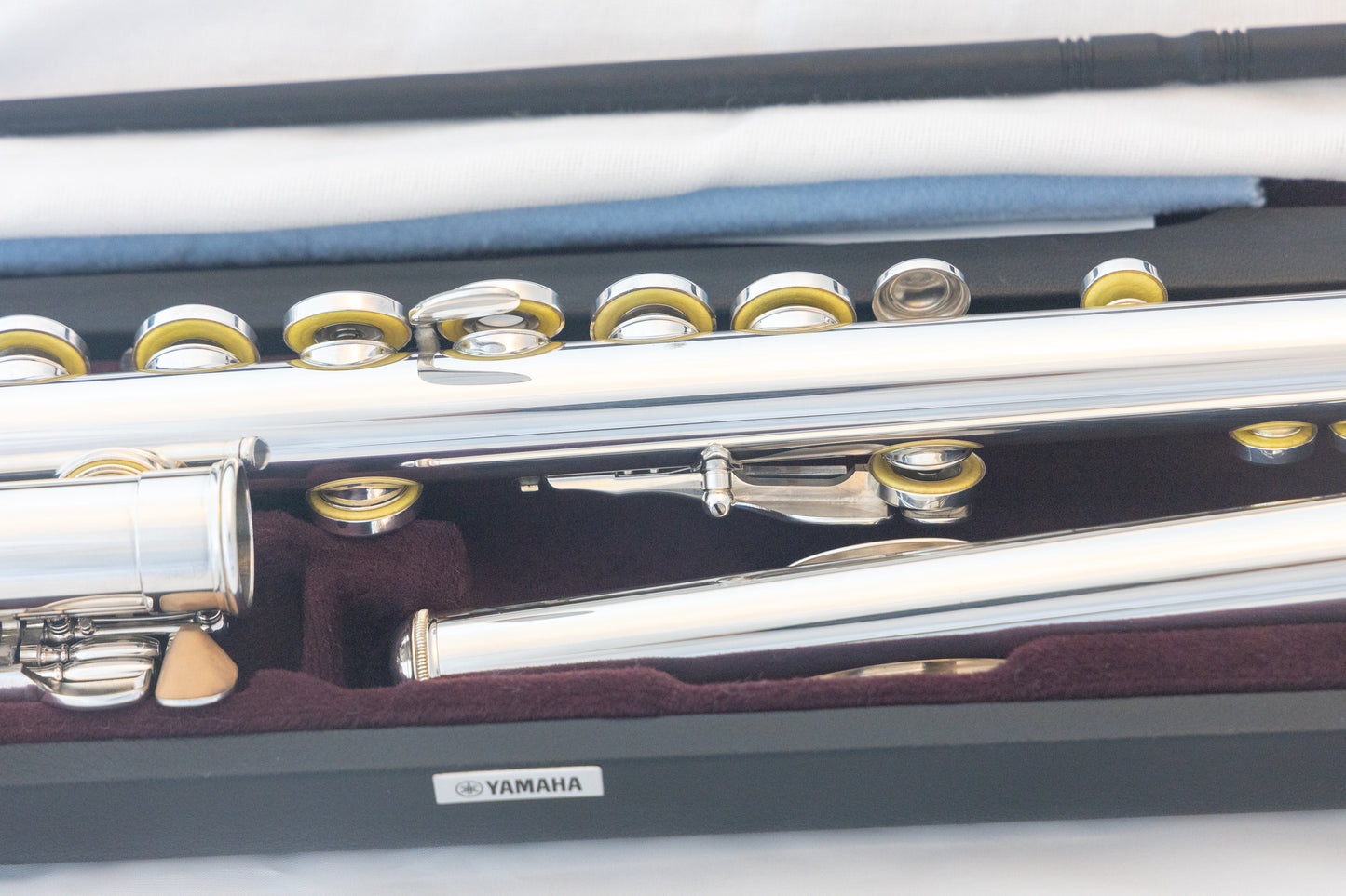 Yamaha YFL-362H Intermediate Flute *Open-hole *Silver headjoint *Low-B *Cleaned & Serviced #R40968