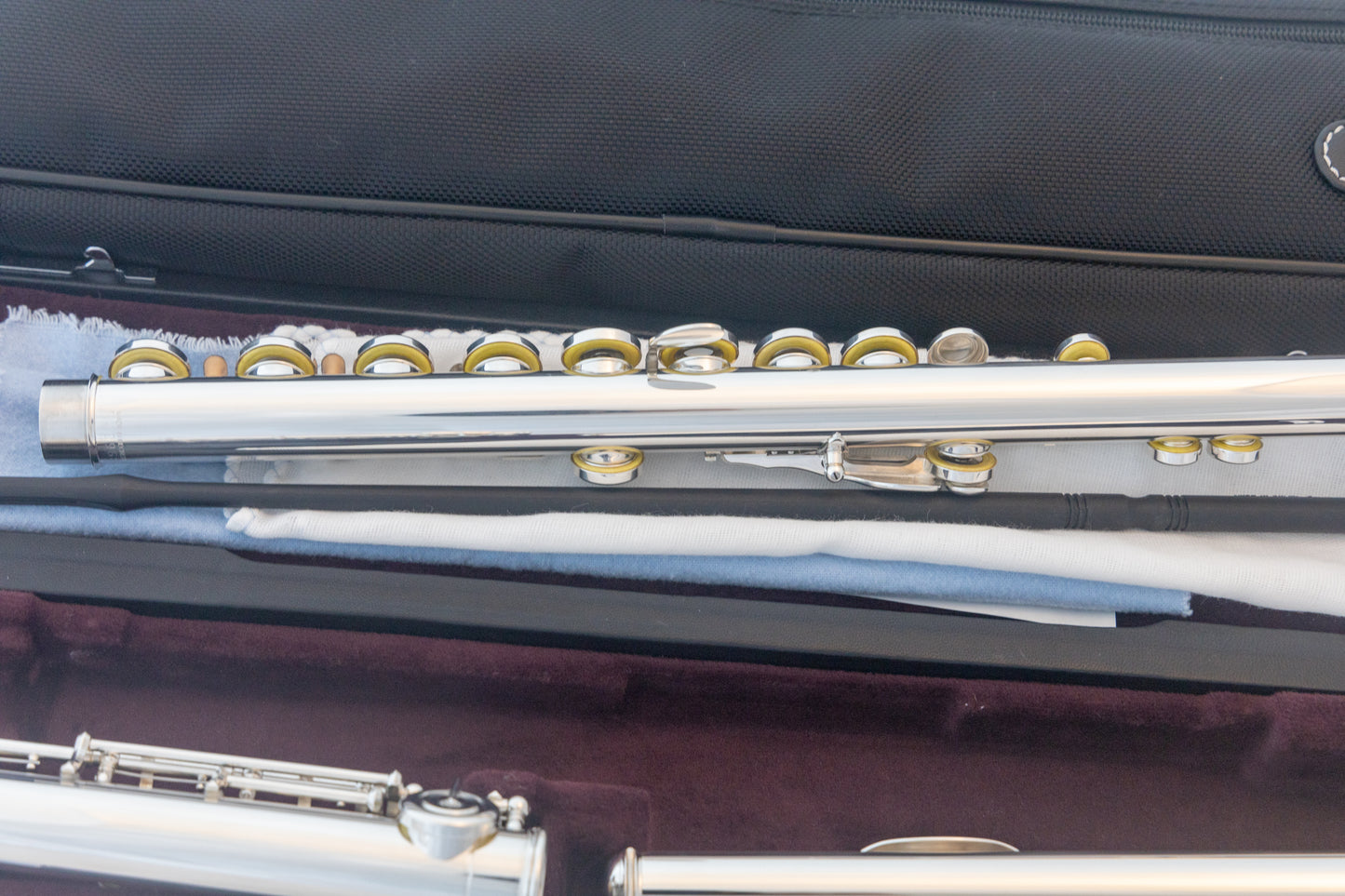 Yamaha YFL-362H Intermediate Flute *Open-hole *Silver headjoint *Low-B *Cleaned & Serviced #R40968