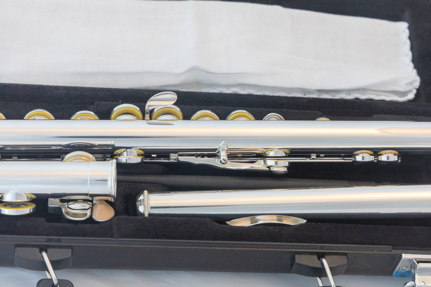 Yamaha YFL-262 Silver-plated Open-hole Intermediate Flute *Cleaned & Serviced *Mint Condition