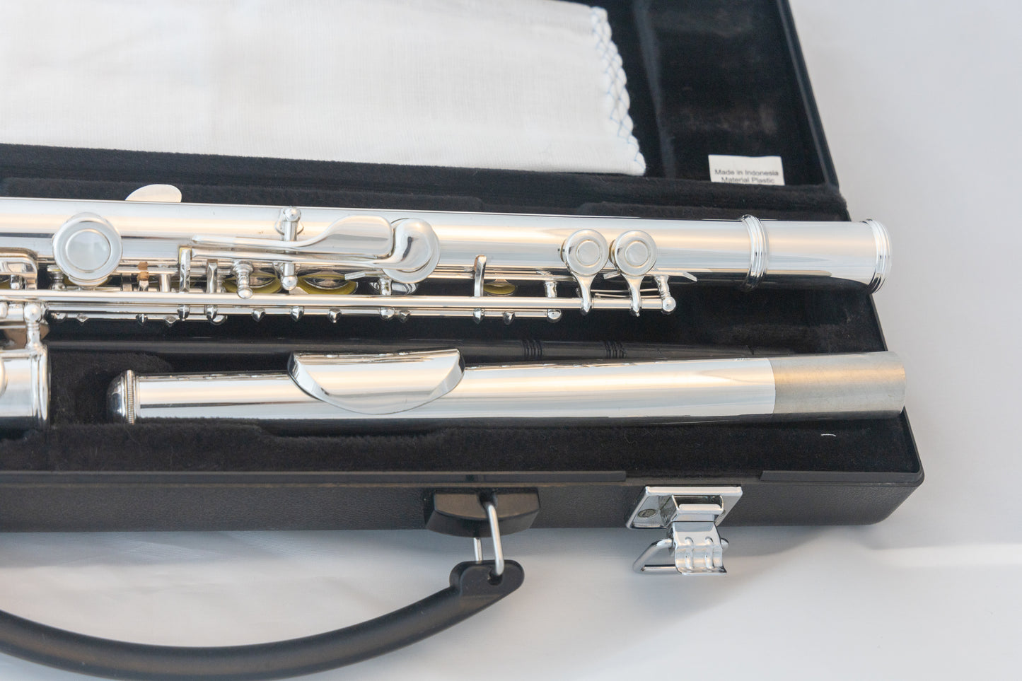 Yamaha YFL-261 Silver-plated Open-Hole Intermediate Flute *Cleaned & Serviced #796004