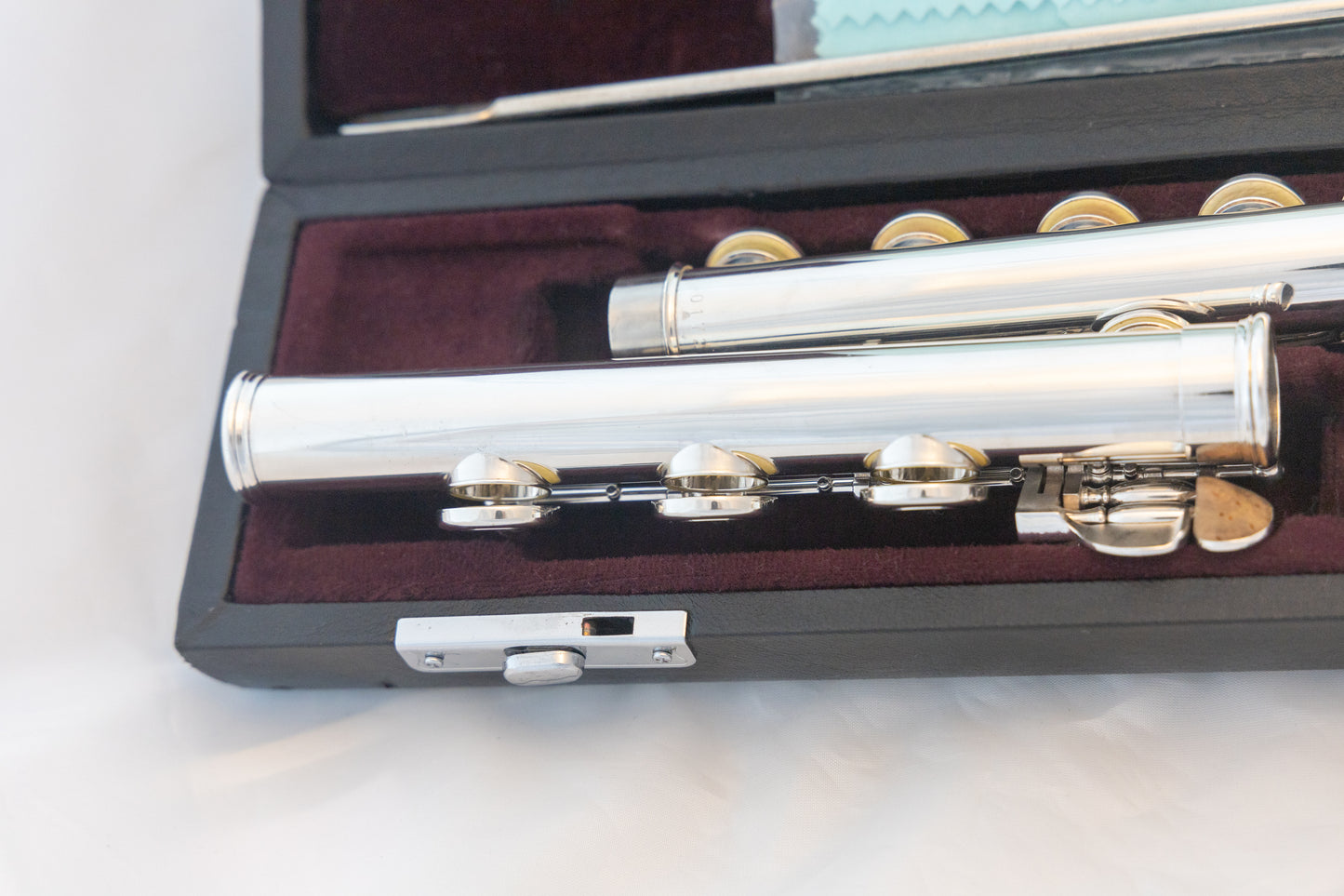 Yamaha YFL-584H Professional Flute All Silver Open-hole *Made in Japan *Cleaned & Serviced