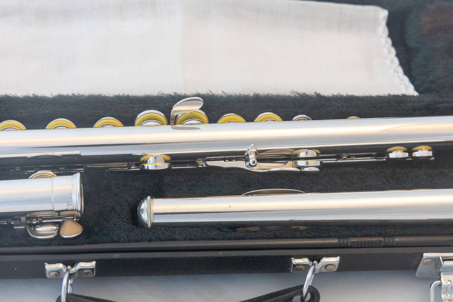 Yamaha YFL-221 Silver-plated Standard Flute *Made in Japan *Cleaned & Serviced *New Pads