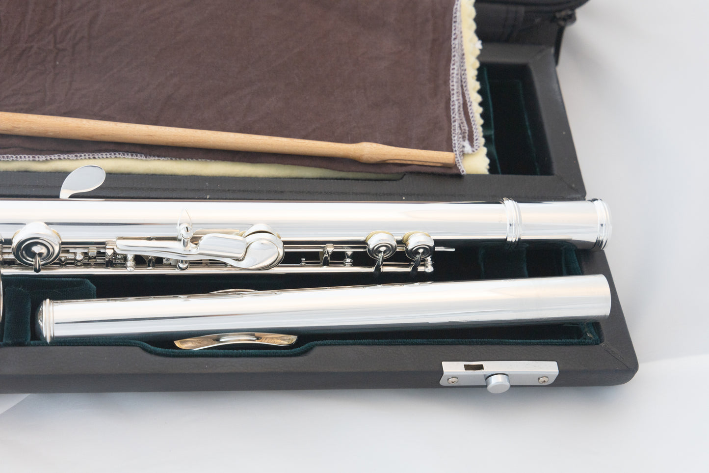 Azumi AZ3-SRBO Open-hole Flute *Altus silver headjoint *All silver *Offset G *B-Foot *Cleaned & Serviced