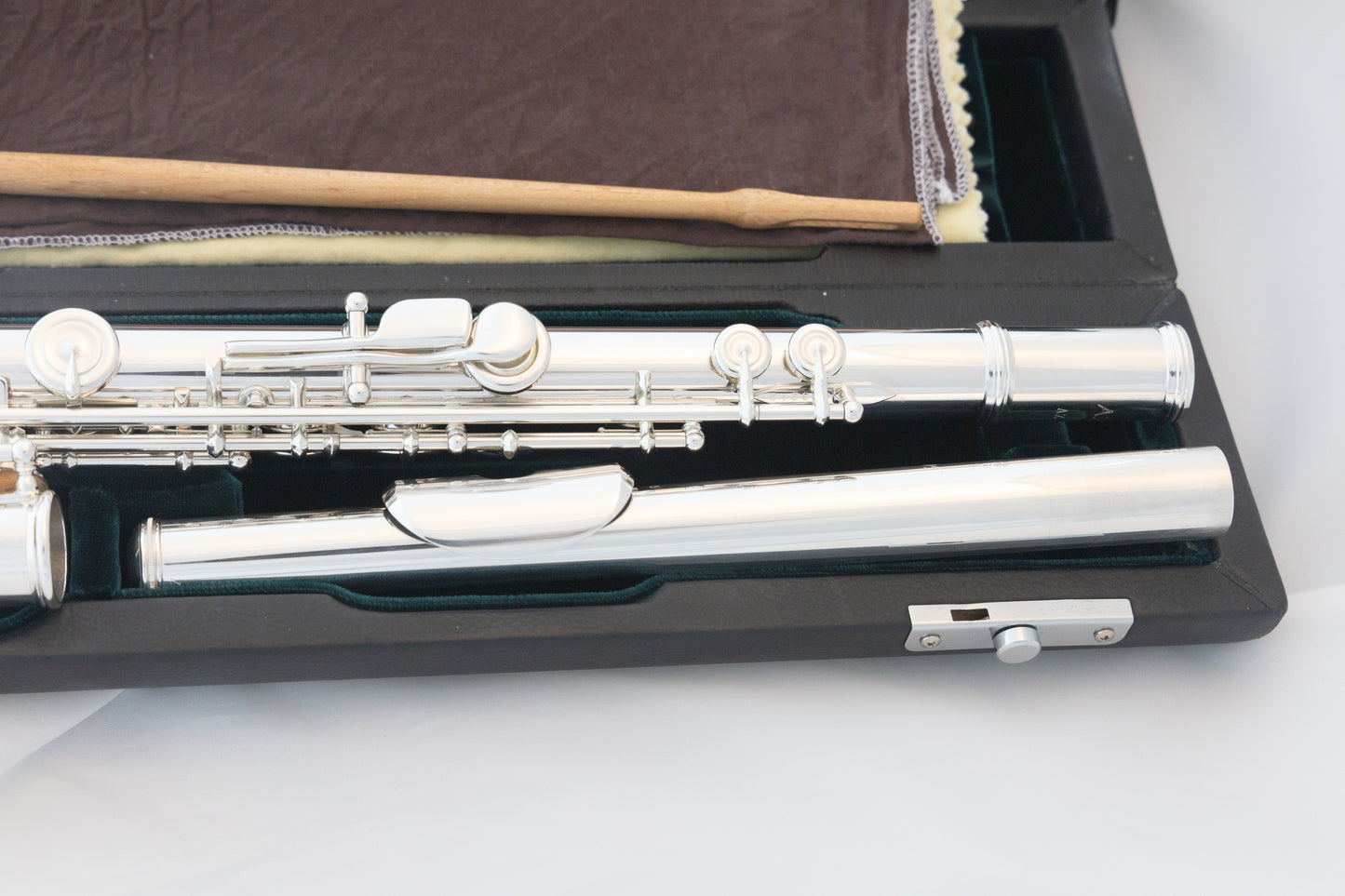 Azumi AZ3-SRBO Open-hole Flute *Altus silver headjoint *All silver *Offset G *B-Foot *Cleaned & Serviced