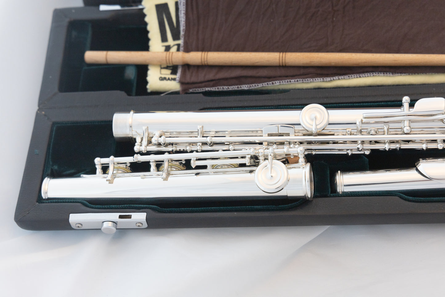 Azumi AZ3-SRBO Open-hole Flute *Altus silver headjoint *All silver *Offset G *B-Foot *Cleaned & Serviced