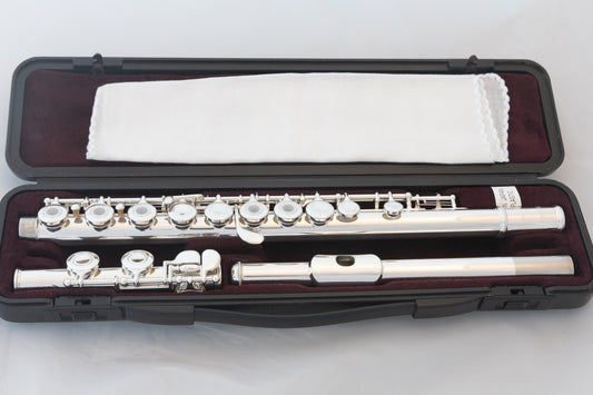 Yamaha YFL-281 Open-Hole Intermediate Flute *Made in Japan *Cleaned & Serviced #089819