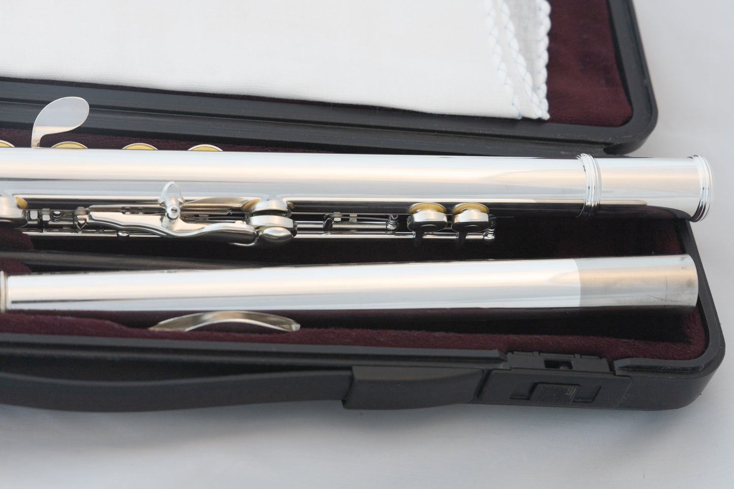 Yamaha YFL-281 Open-Hole Intermediate Flute *Made in Japan *Cleaned & Serviced #089819