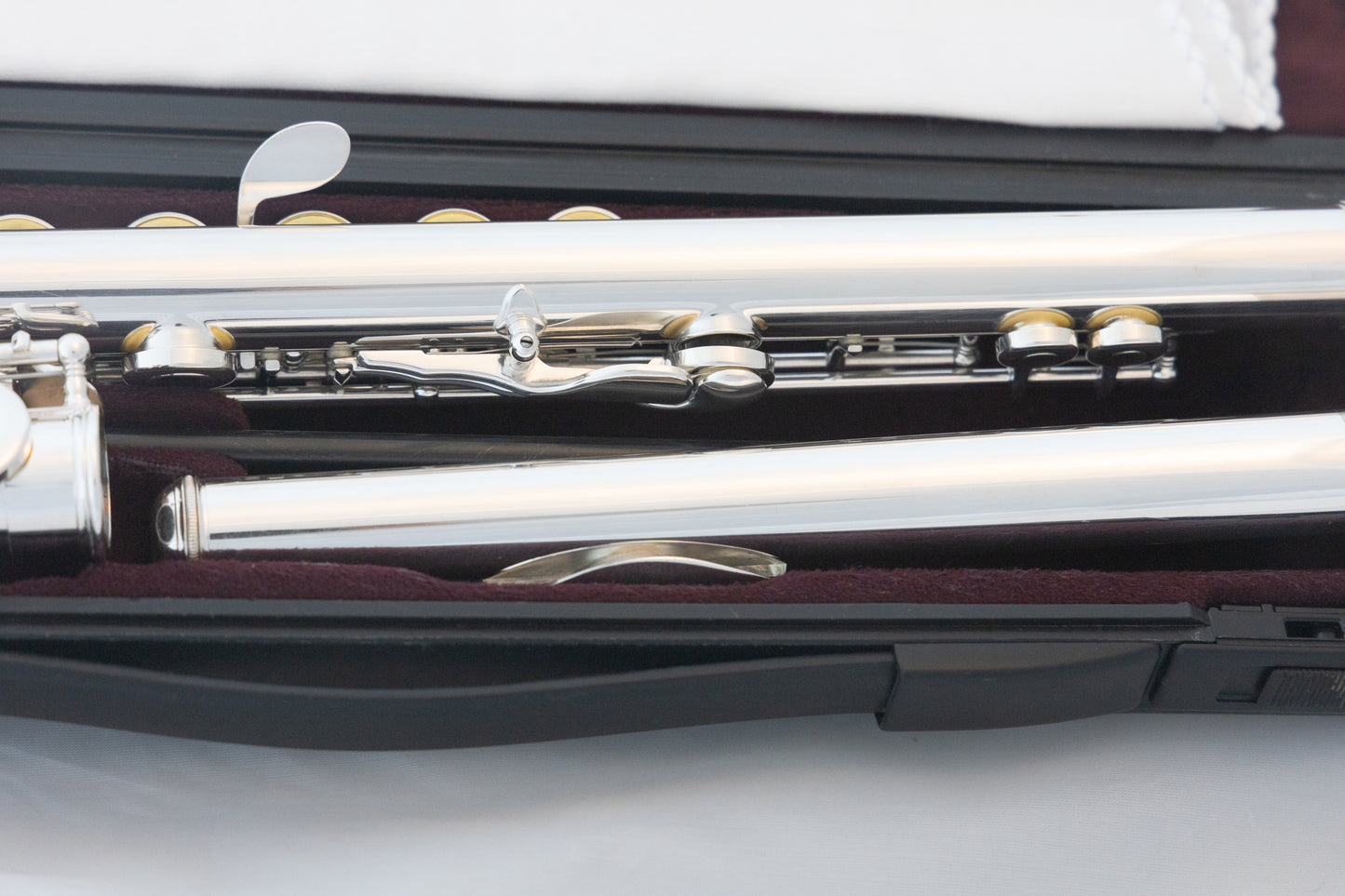 Yamaha YFL-281 Open-Hole Intermediate Flute *Made in Japan *Cleaned & Serviced #089819