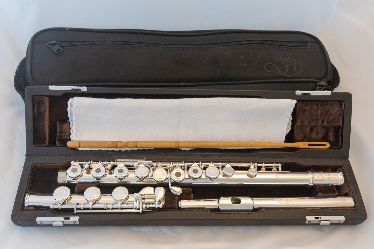 Di Zhao DZ-470 Open-hole Intermediate Flute *Silver headjoint *Low-b foot *Cleaned & Service