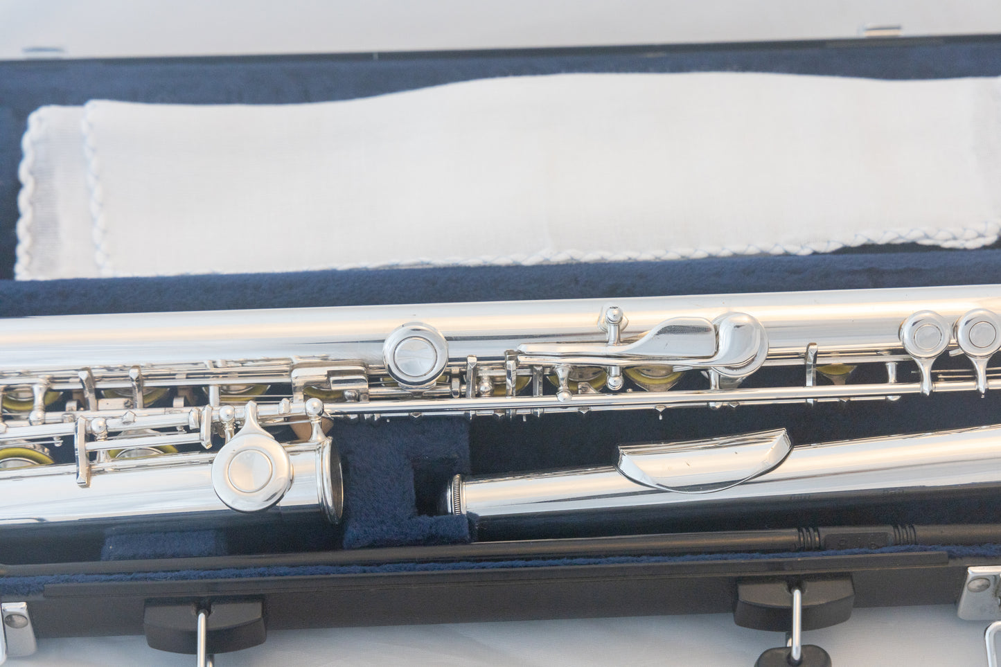 Yamaha YFL-285S II Open-Hole Intermediate Flute *Made in Japan *New Pads