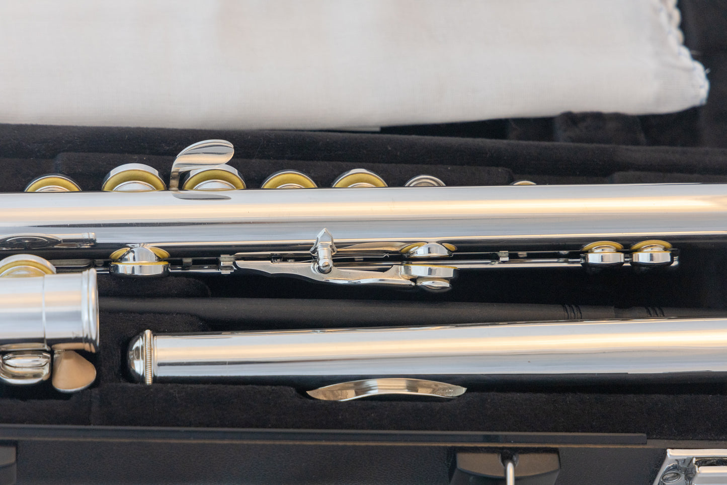 Yamaha YFL-222 Standard Silver-plated Flute 2022 *Cleaned & Serviced *Ready to play *L48162