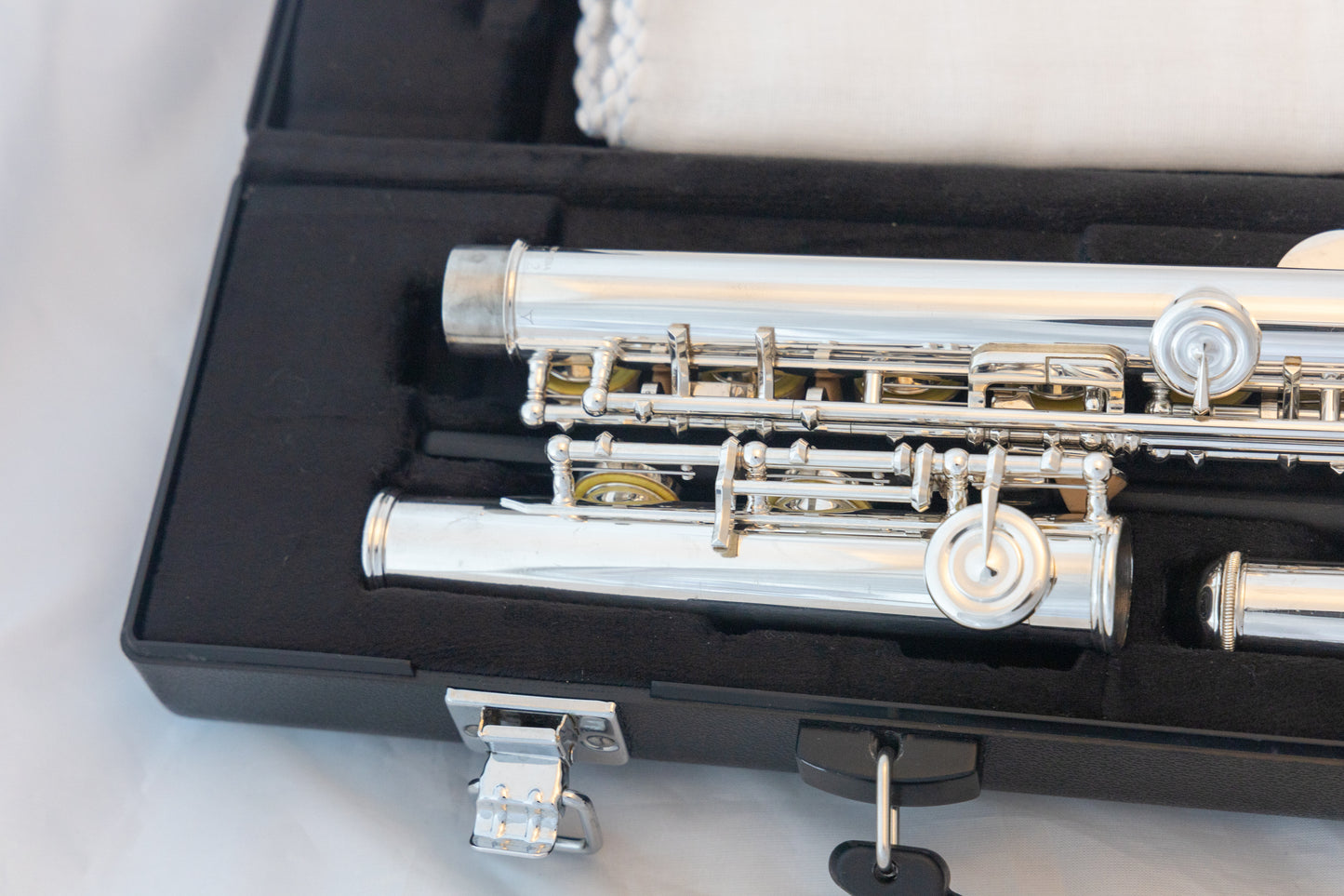 Yamaha YFL-222 Standard Silver-plated Flute 2022 *Cleaned & Serviced *Ready to play *L48162