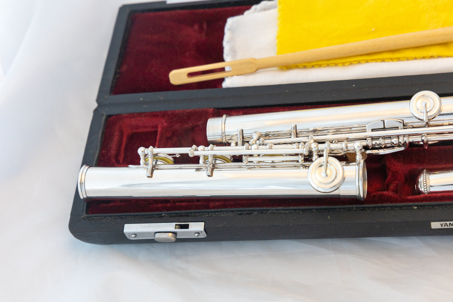 Yamaha YFL-581H (now 687H) Professional Flute All Silver Open-hole *Made in Japan *Cleaned & Serviced #002598