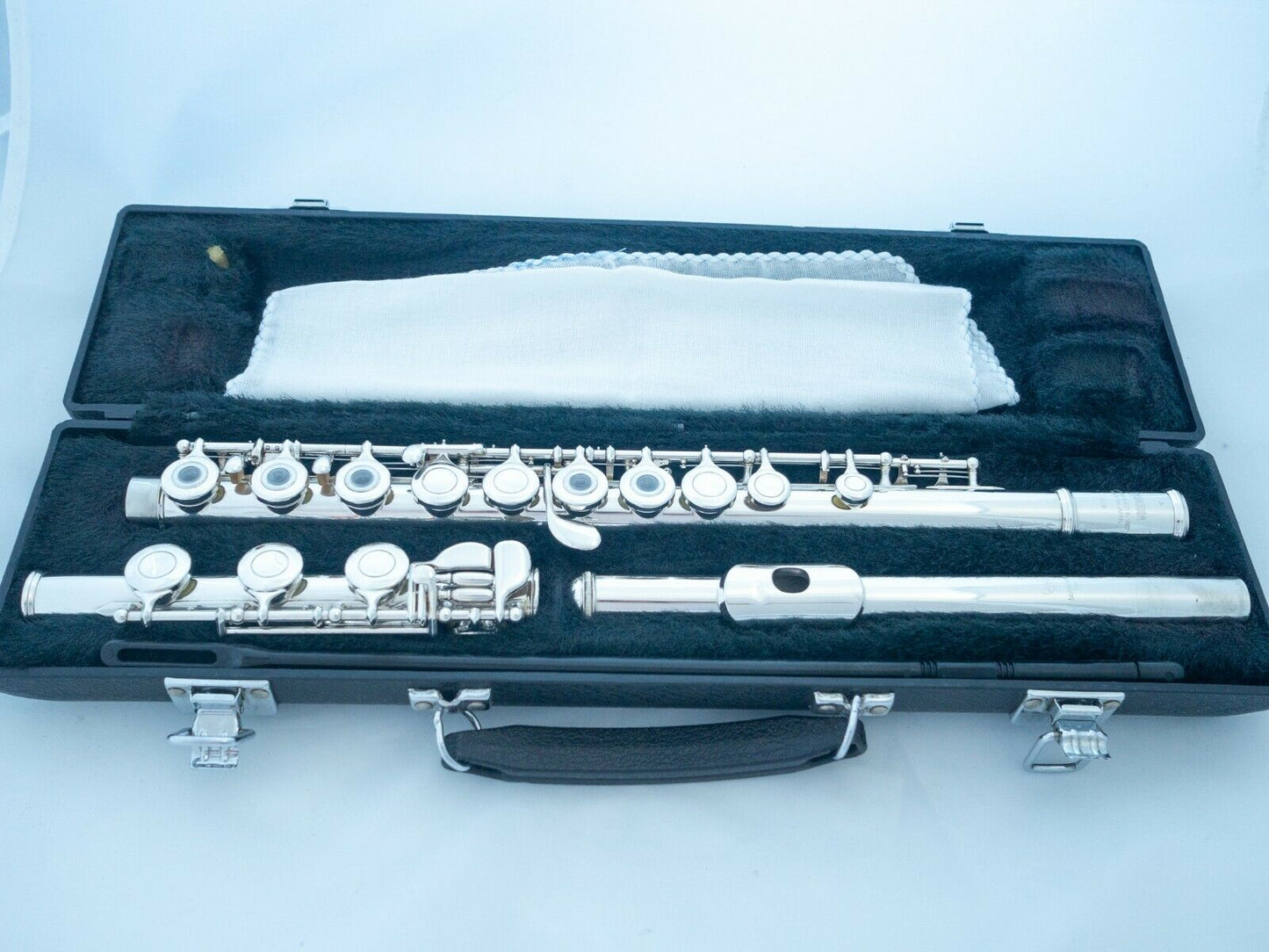 Yamaha YFL-385 II Intermediate Flute *Solid Silver Headjoint *Low-B *Japan Made *Cleaned & Serviced